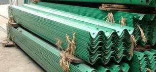 波形護(hù)欄冷鍍鋅產(chǎn)品展示