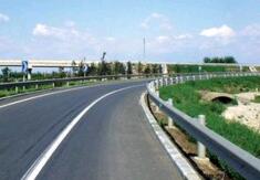 高速公路波形護欄