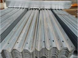 波形梁護(hù)欄板