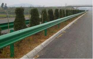 單面波形梁鋼護(hù)欄GRB-A-4B