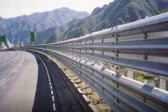 波形護(hù)欄板