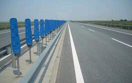 波形護(hù)欄板施工時的質(zhì)量要求及注意的問題