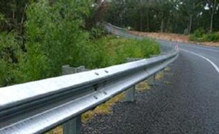 波形梁鋼護(hù)欄熱浸鍍鋅工藝