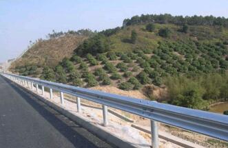 公路波形護(hù)欄板