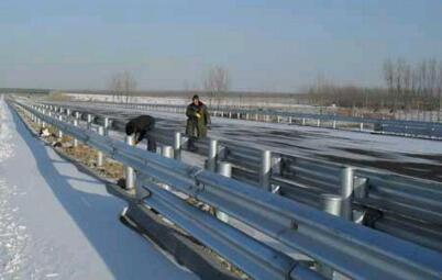 高速公路波形護欄板