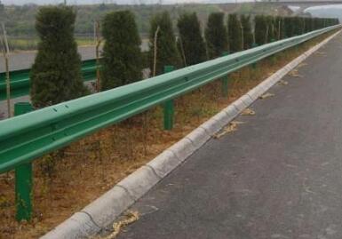 波形板護(hù)欄工程