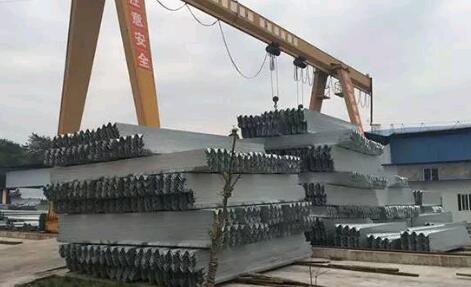 波形防撞護欄板