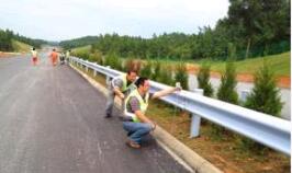 波形護(hù)欄維護(hù)