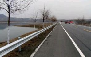 農(nóng)村道路安陽縣波形防撞護欄采購安裝