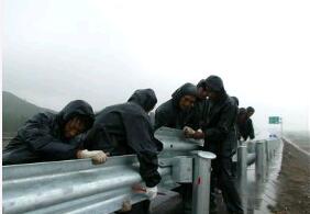 高速波形護(hù)欄板的防腐處理標(biāo)準(zhǔn)