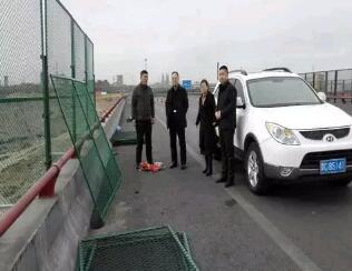 各省市加強(qiáng)對(duì)公路交通安全設(shè)施建設(shè)