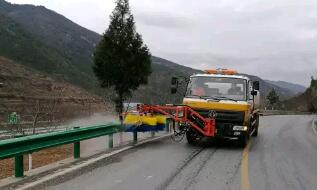 波形護(hù)欄高壓沖洗