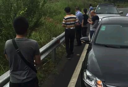 波形護(hù)欄驗(yàn)收