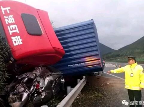 事故現(xiàn)場(chǎng)圖